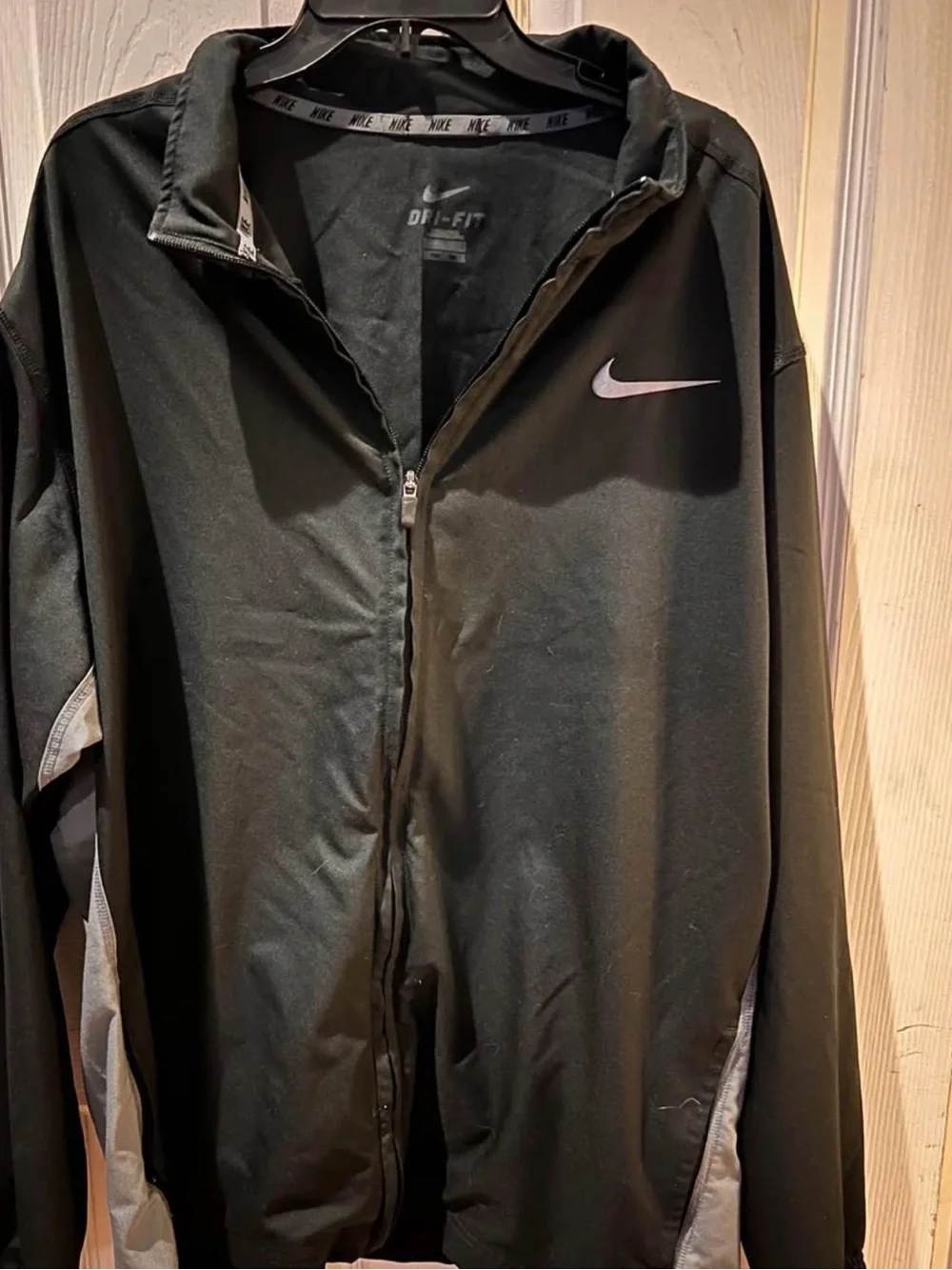 Nike Black & Gray Dri-FIT Performance Full-Zip Jacket XXL
